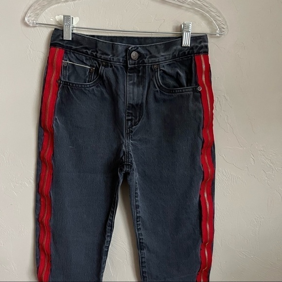 Levi’s Upcycled High Rise Raw Hem Crop Zipper Tuxedo Sides Denim Jeans - Picture 3 of 13